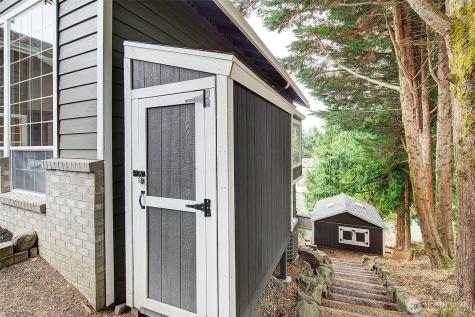 1502 223rd Place NE Sammamish WA 98074