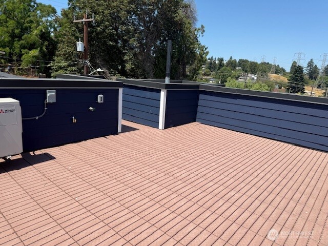 8612 42nd Avenue S Seattle WA 98118