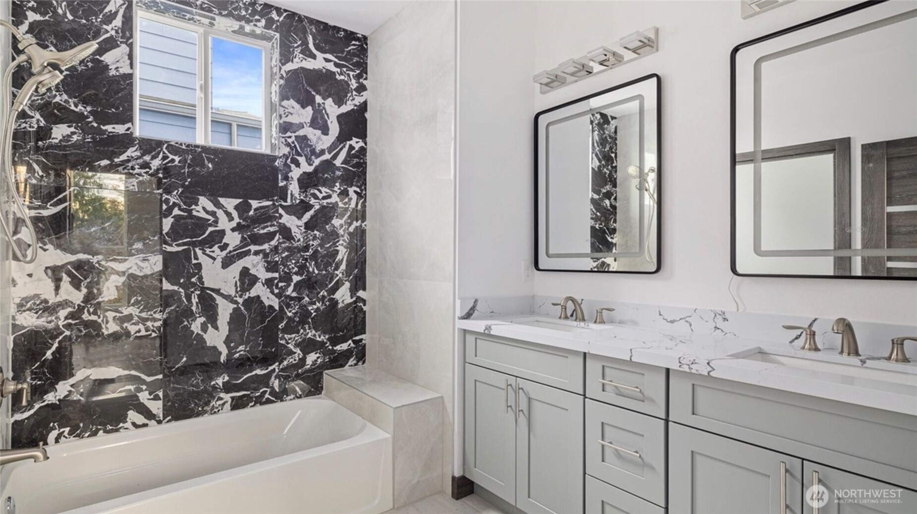 8612 42nd Avenue S Seattle WA 98118