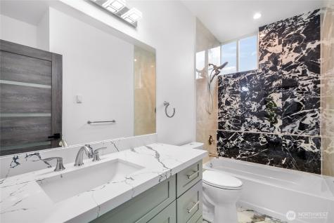 8612 42nd Avenue S Seattle WA 98118