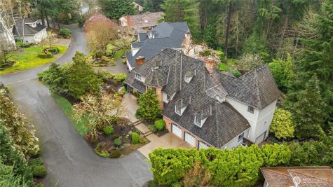 3240 126th Avenue NE Bellevue WA 98005