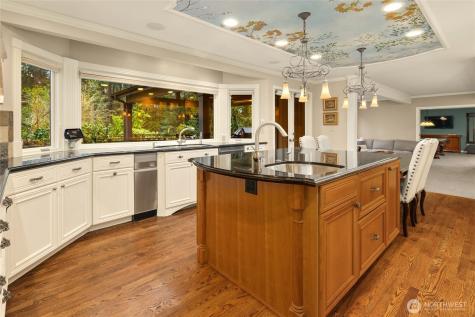 3240 126th Avenue NE Bellevue WA 98005