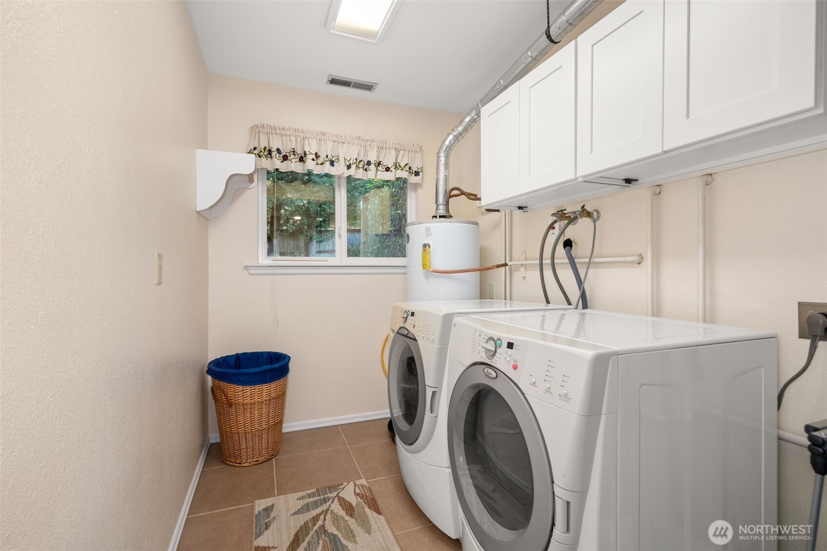 1336 Paradise Court SE Lacey WA 98503