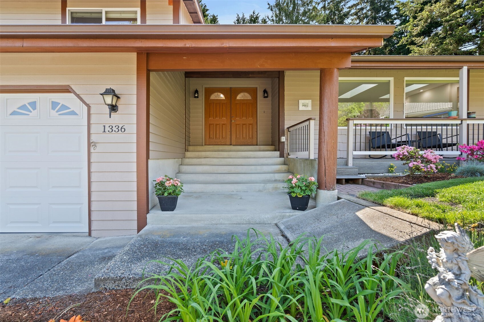1336 Paradise Court SE Lacey WA 98503