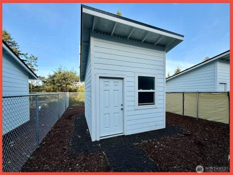 609 Sunset Avenue NE Ocean Shores WA 98569