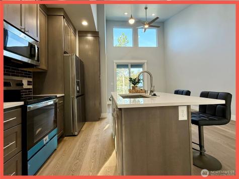 609 Sunset Avenue NE Ocean Shores WA 98569