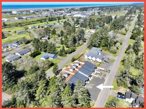 609 Sunset Avenue NE Ocean Shores WA 98569