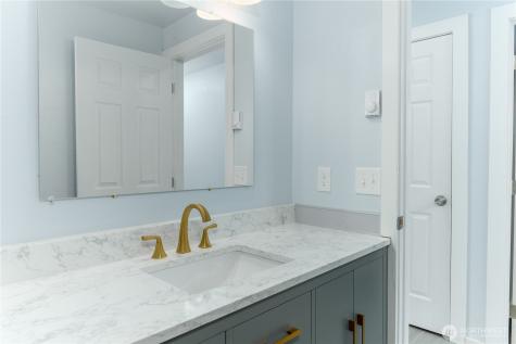 530 Rose Street Port Angeles WA 98362