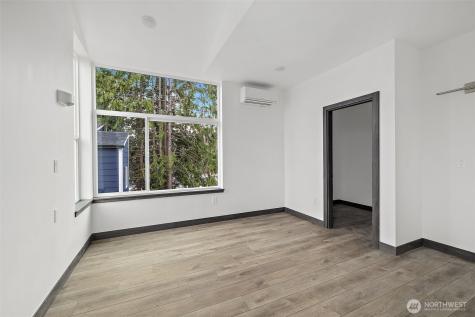 8608 42nd Avenue S Seattle WA 98118