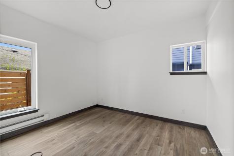 8608 42nd Avenue S Seattle WA 98118