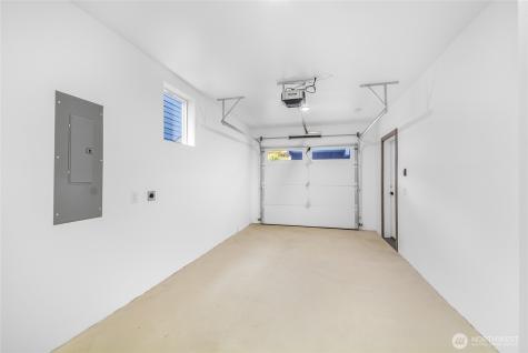 8608 42nd Avenue S Seattle WA 98118