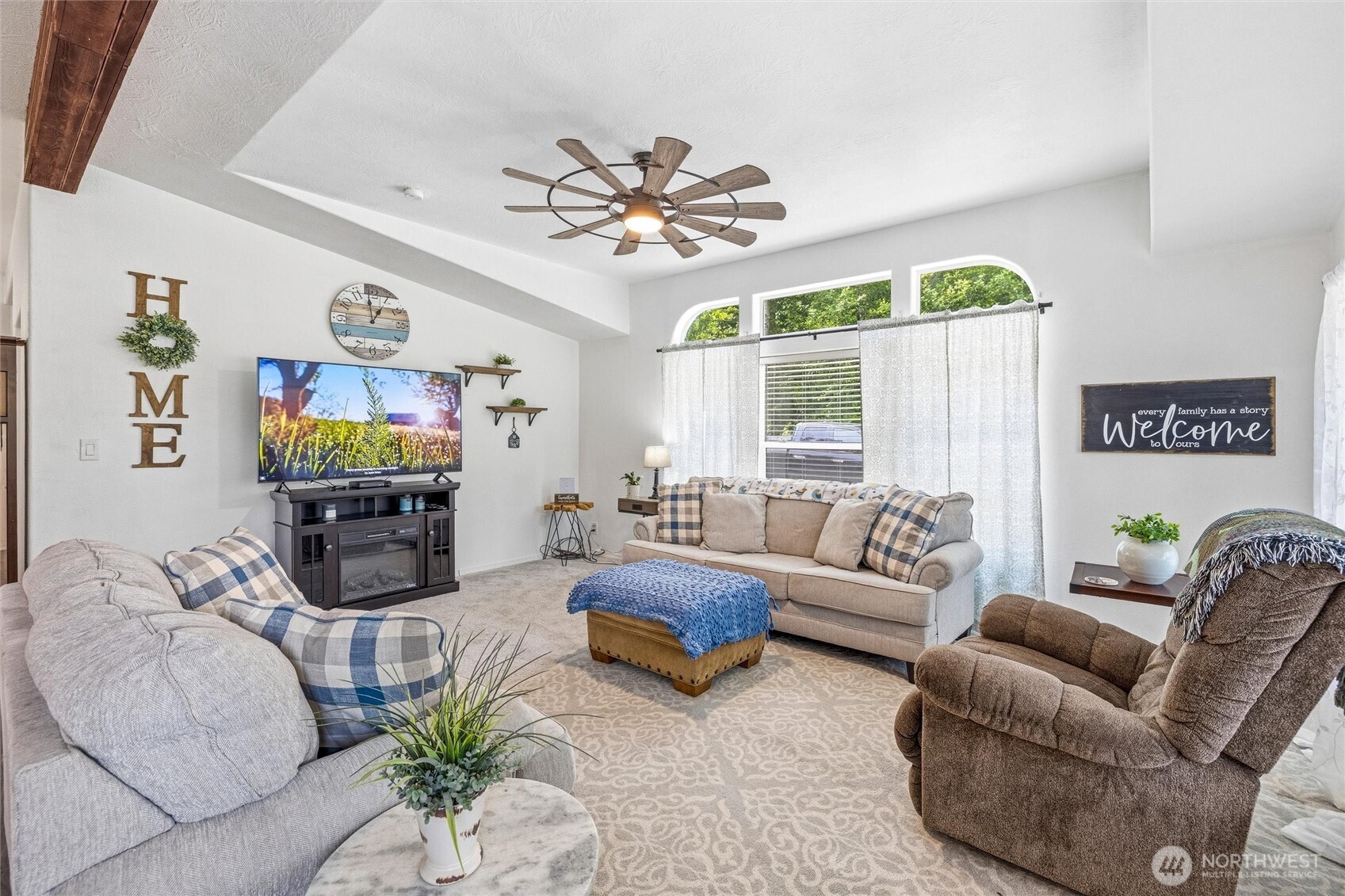 9168 W Pressentin Drive Concrete WA 98237