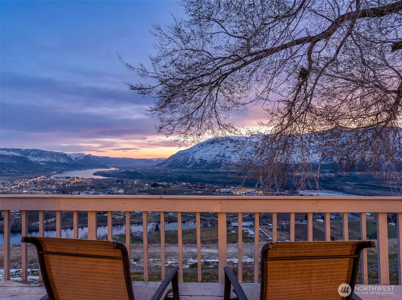 1220 S Webb Place East Wenatchee WA 98802