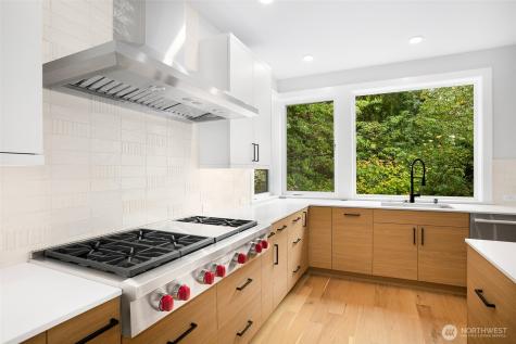 13105 SE 19th Court Bellevue WA 98005