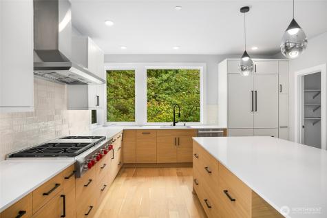 13105 SE 19th Court Bellevue WA 98005