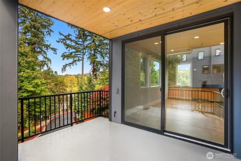 13105 SE 19th Court Bellevue WA 98005