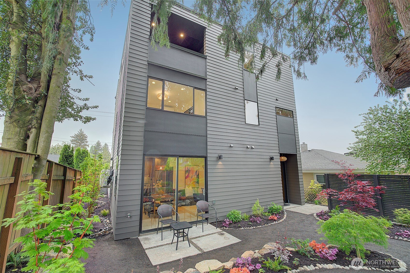 7912 34th Avenue SW Seattle WA 98126