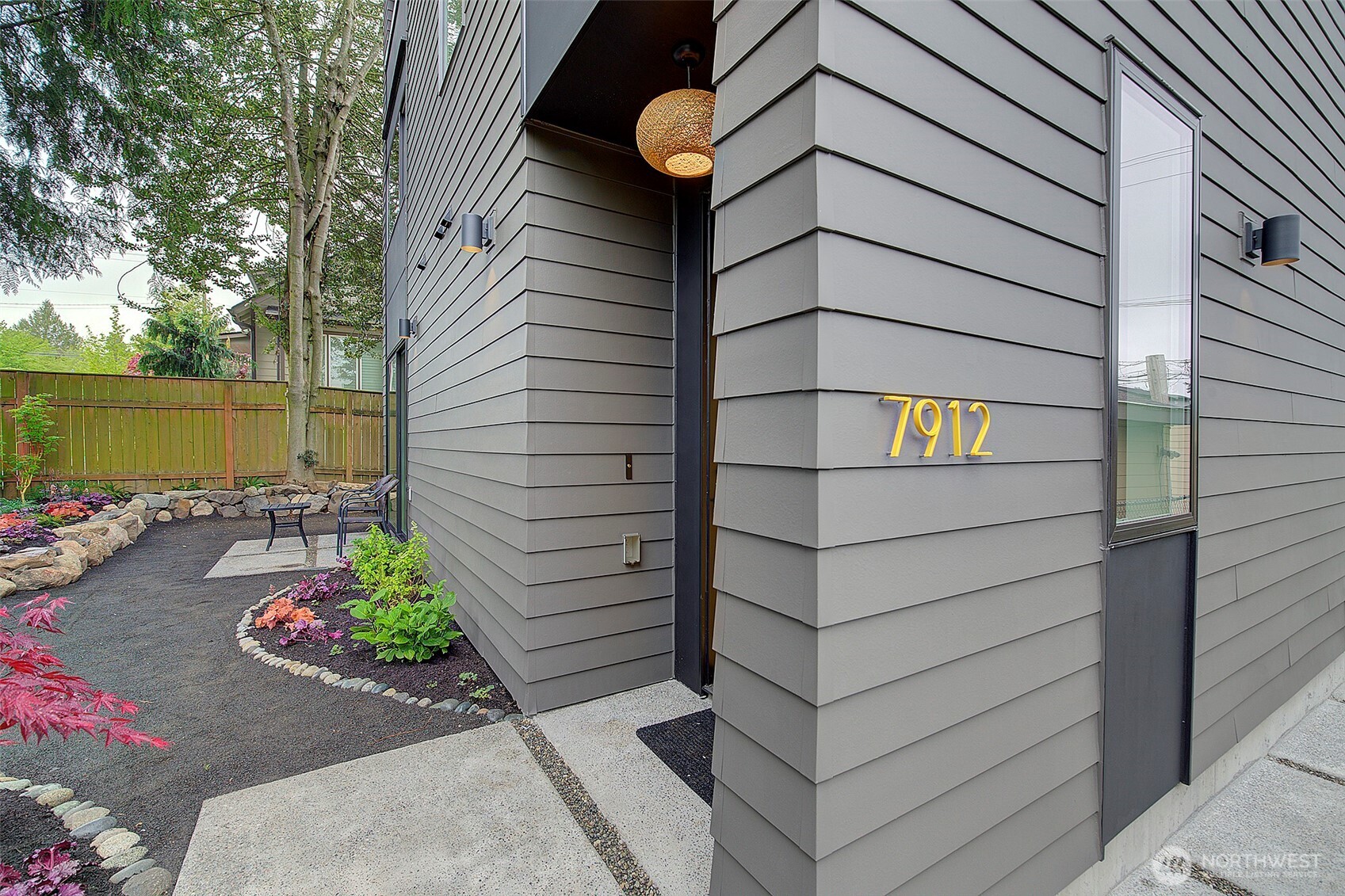 7912 34th Avenue SW Seattle WA 98126