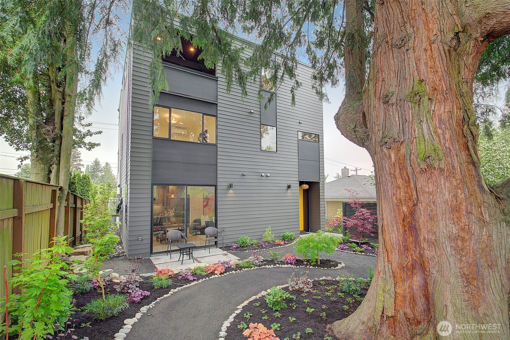 7912 34th Avenue SW Seattle WA 98126