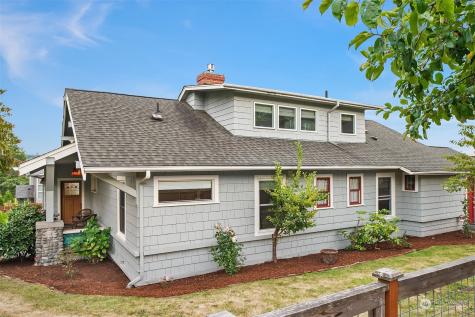 401 Langston Renton WA 98057