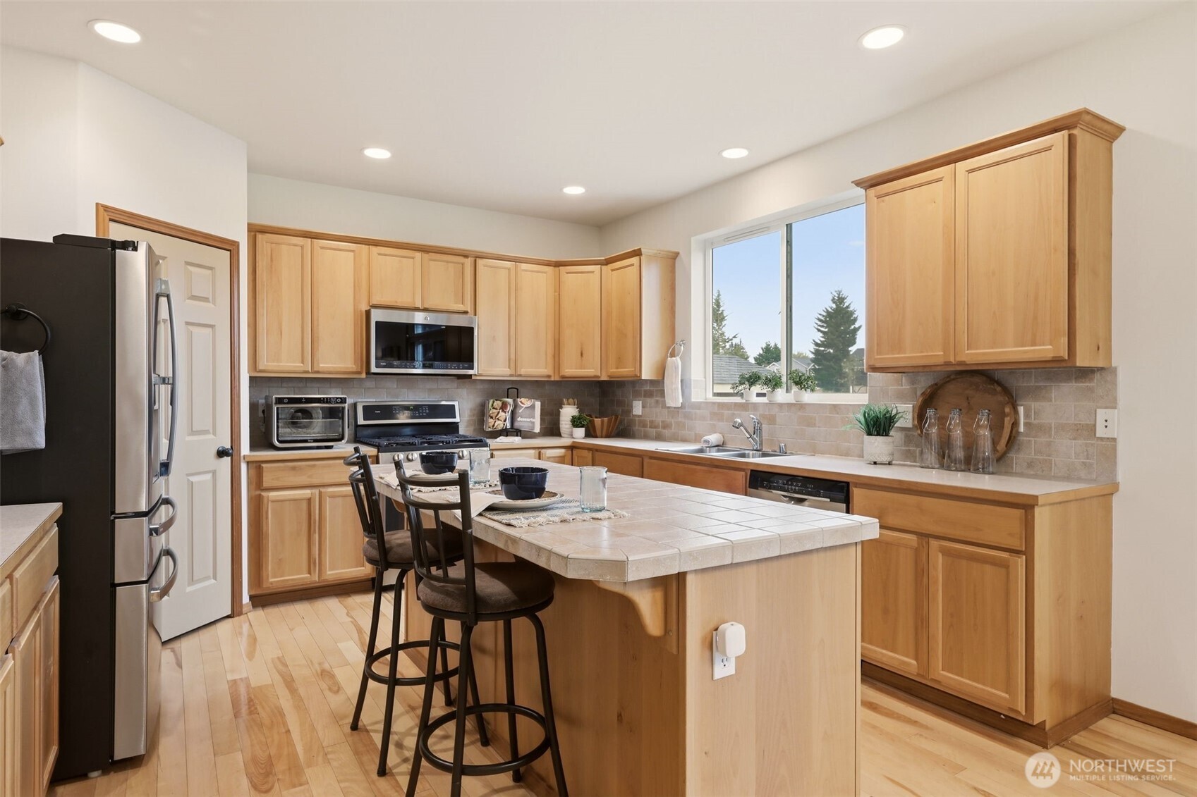 20101 11th Avenue W Lynnwood WA 98036