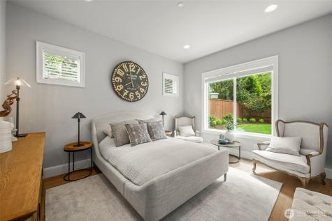 10425 NE 112th Street Kirkland WA 98033