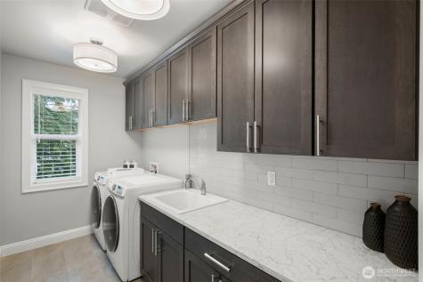 10425 NE 112th Street Kirkland WA 98033