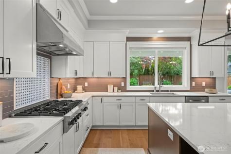10425 NE 112th Street Kirkland WA 98033