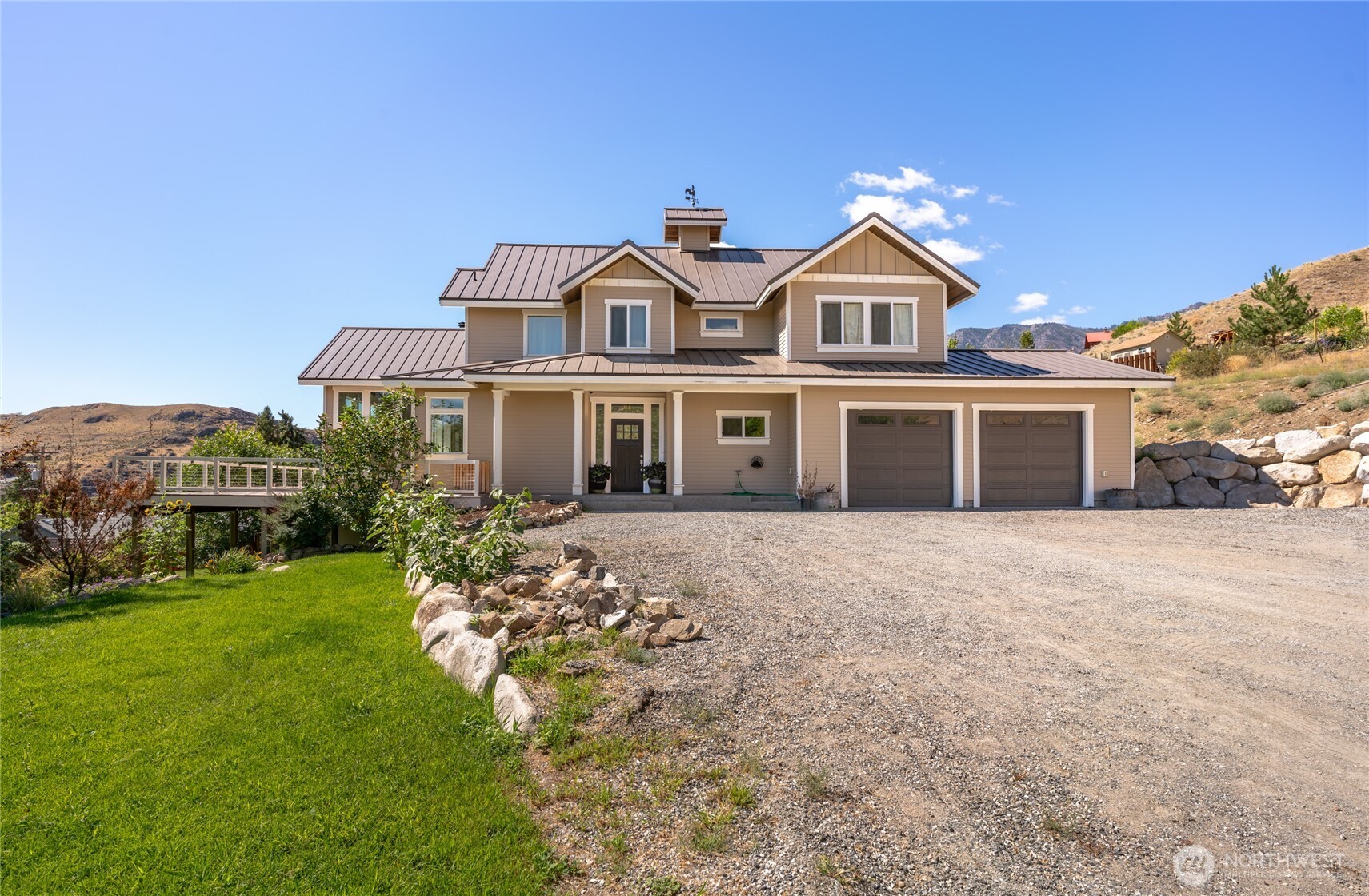 266 Ives Street Pateros WA 98846