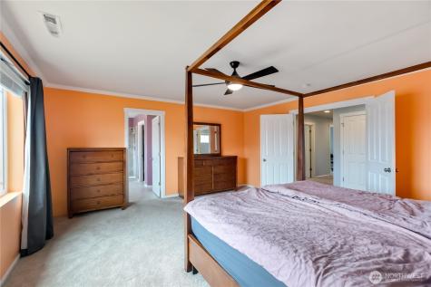 18929 110th Avenue Ct E Puyallup WA 98374