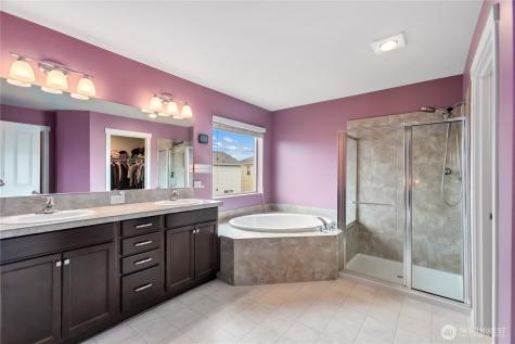 18929 110th Avenue Ct E Puyallup WA 98374