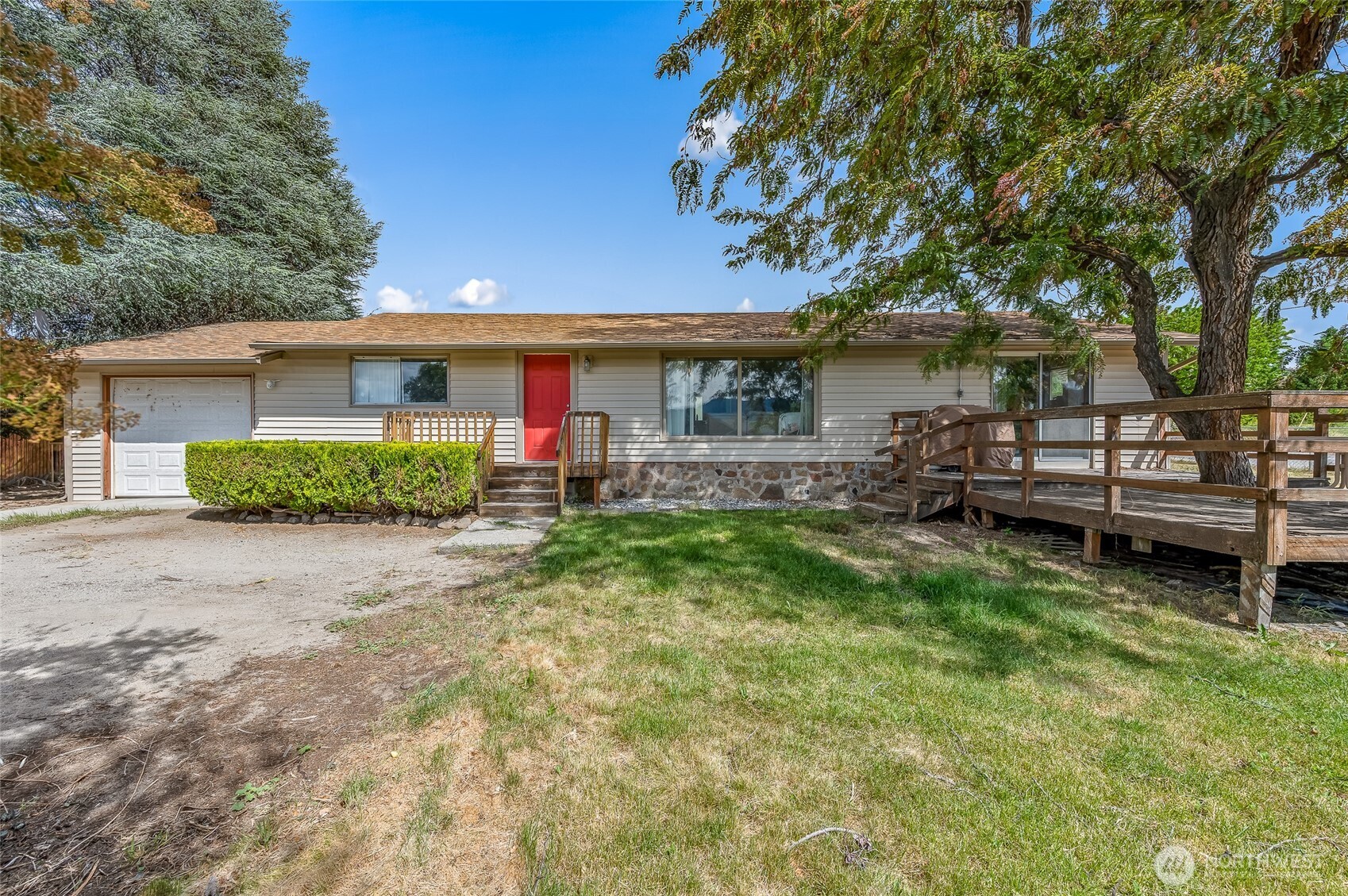21 SW 31 East Wenatchee WA 98802