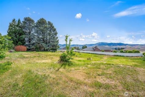 21 SW 31 East Wenatchee WA 98802