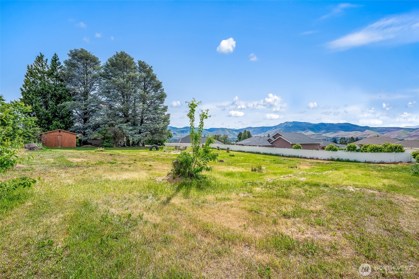 21 SW 31 East Wenatchee WA 98802