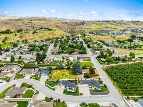 21 SW 31 East Wenatchee WA 98802