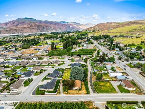 21 SW 31 East Wenatchee WA 98802