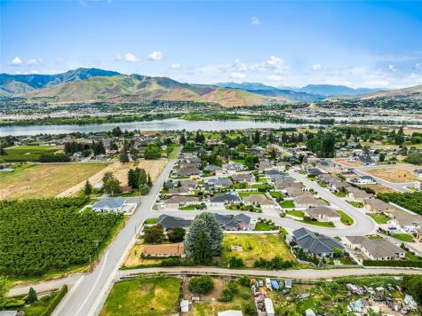 21 SW 31 East Wenatchee WA 98802