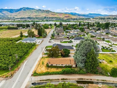 21 SW 31 East Wenatchee WA 98802