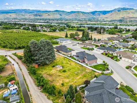 21 SW 31 East Wenatchee WA 98802