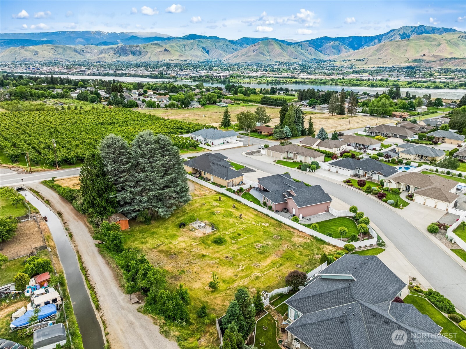 21 SW 31 East Wenatchee WA 98802