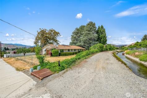 21 SW 31 East Wenatchee WA 98802