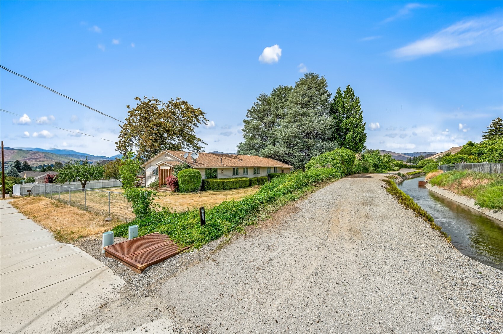 21 SW 31 East Wenatchee WA 98802