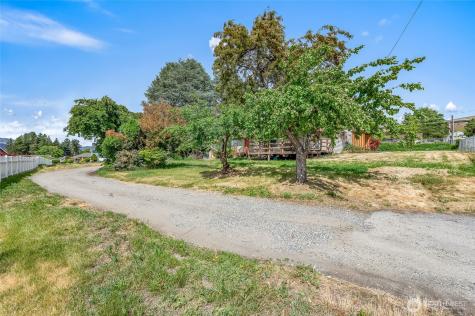 21 SW 31 East Wenatchee WA 98802