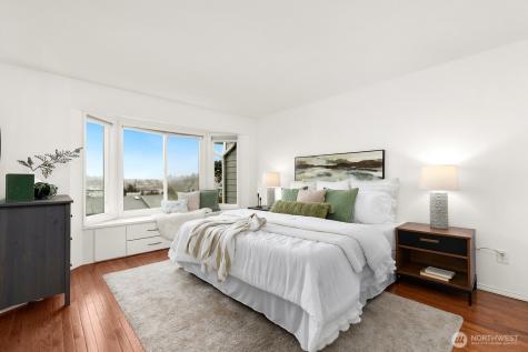3835 25th Avenue W Seattle WA 98199