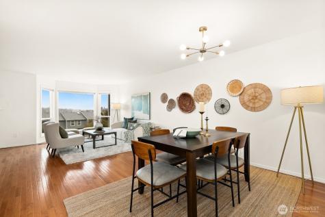 3835 25th Avenue W Seattle WA 98199