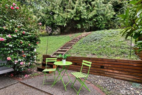 3835 25th Avenue W Seattle WA 98199