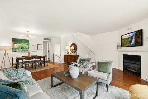 3835 25th Avenue W Seattle WA 98199