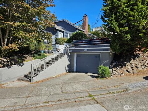 2822 Prosch Avenue W Seattle WA 98119