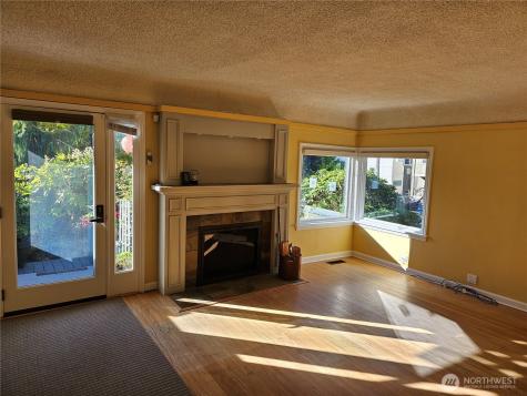 2822 Prosch Avenue W Seattle WA 98119