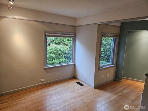 2822 Prosch Avenue W Seattle WA 98119